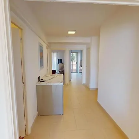 21gp - Magnifique Et Vaste 2p Climatise Face Avec 2 Terrasses Et Garage Apartmán
